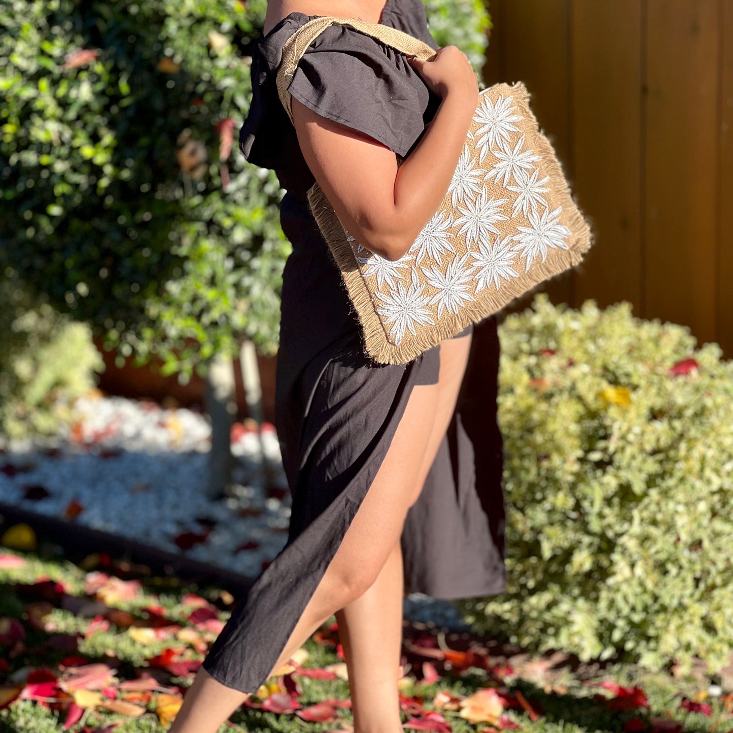 White bead floral Tote Bag